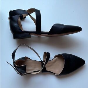 Black Flats with Pointed Toe and Ankle Strap
